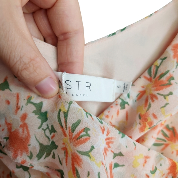 NWT ASTR The Label Pemberly Dress - Peach Orange Floral - Picture 13 of 15